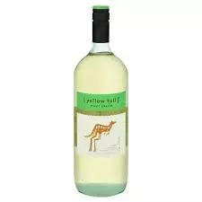 yellow-tail-pinot-grigio-1-5lt Yellow Tail Pinot Grigio 1.5Lt